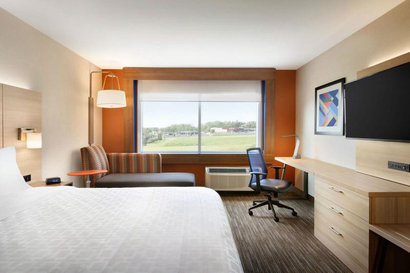 Holiday Inn Express & Suites Wilmington West - Medical Park By Ihg Exteriör bild